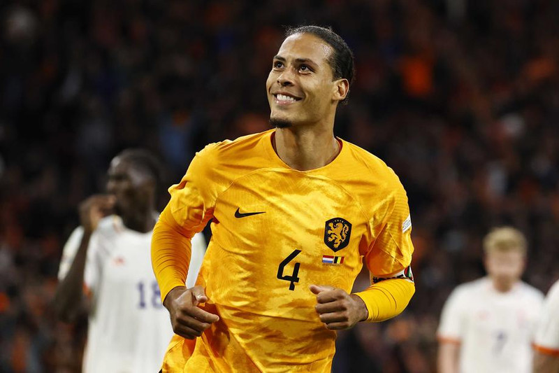Van Dijk er að sjálfsögðu í hópnum.