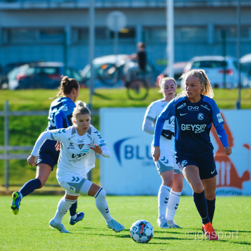 Myndaveisla: ÍBV vann Keflavík á sunnudaginn