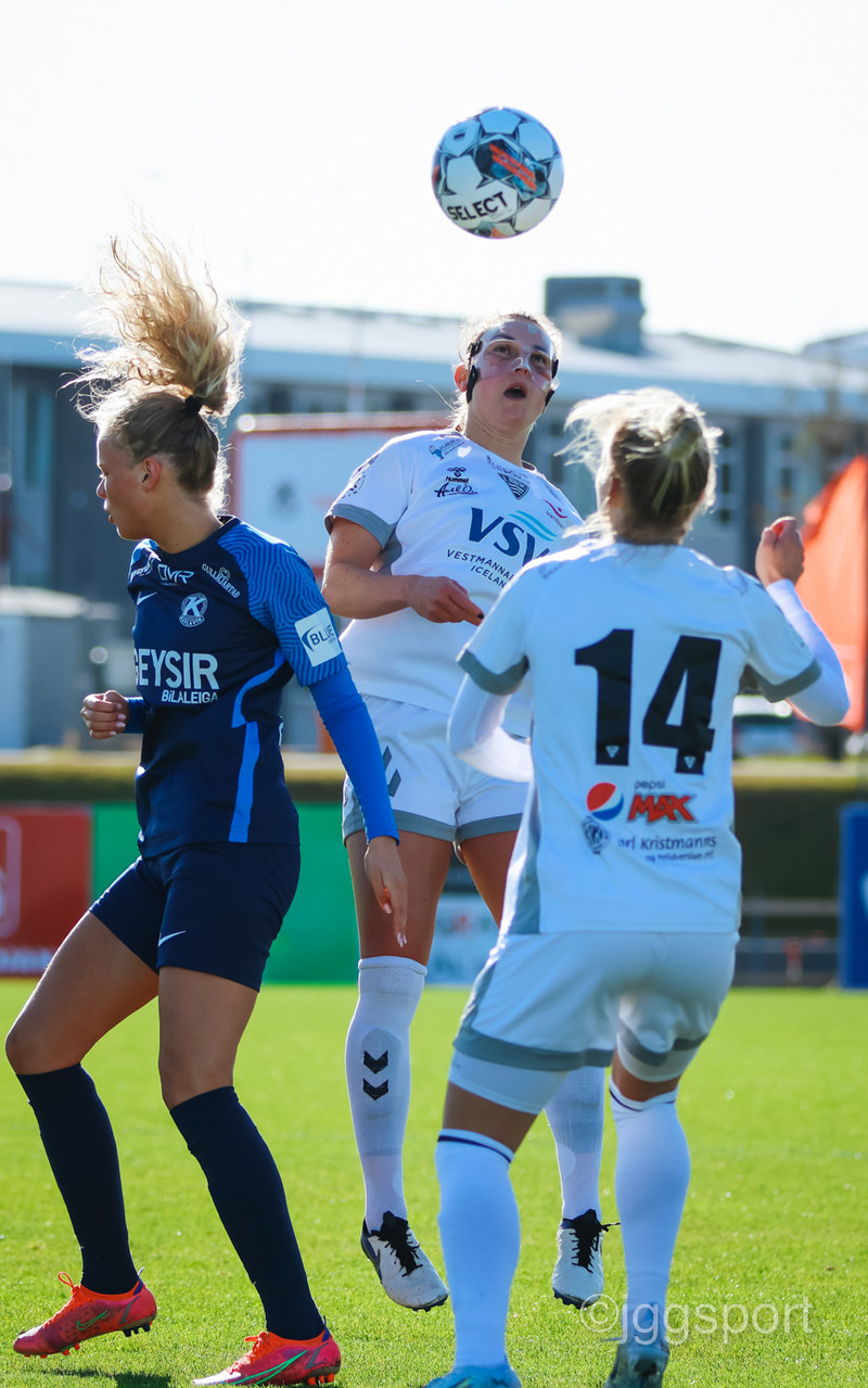 Myndaveisla: ÍBV vann Keflavík á sunnudaginn