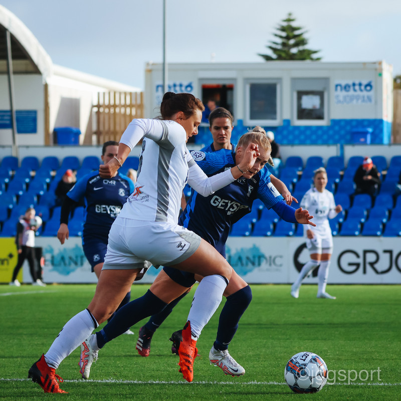 Myndaveisla: ÍBV vann Keflavík á sunnudaginn
