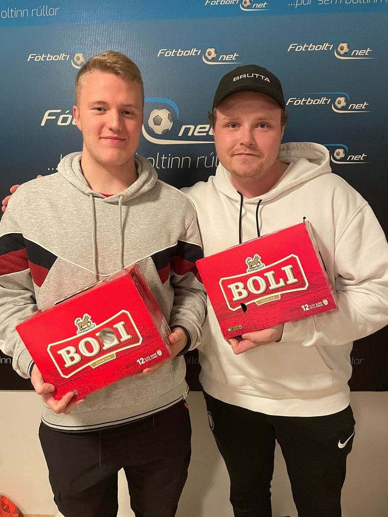Bjarki Flóvent, leikmaður Sindra, og Baldvin Már Borgarsson, Dalvíkingur.