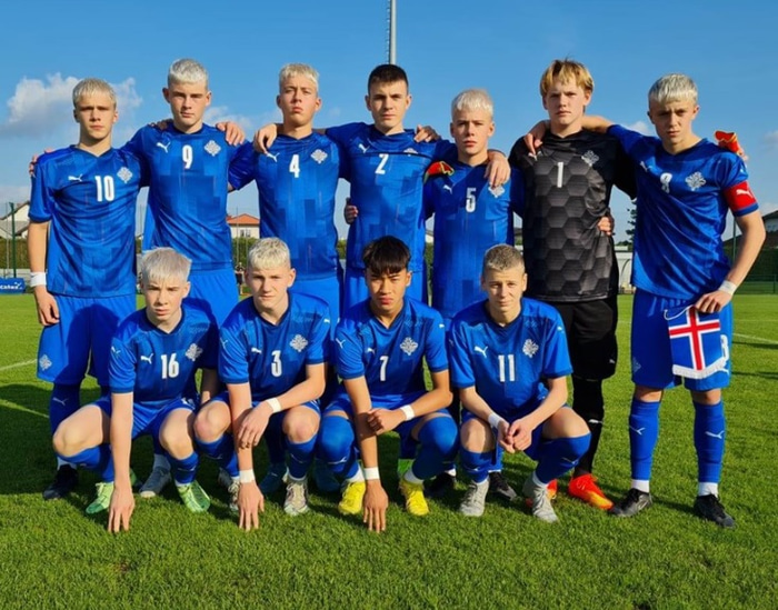 U15 í október.