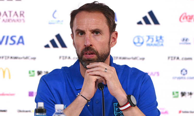Neville vill að Southgate finni einhverja leið til að koma Foden í liðið