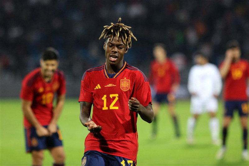 Inaki Williams valdi Gana fyrir níræðan afa sinn