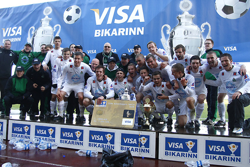 Blikar hafa einu sinni unnið bikarkeppnina, árið 2009.
