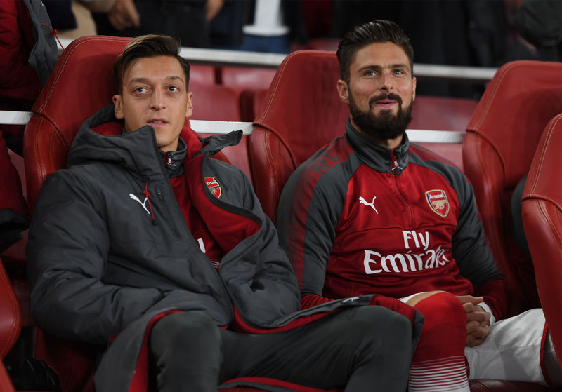 Mesut Özil og Olivier Giroud