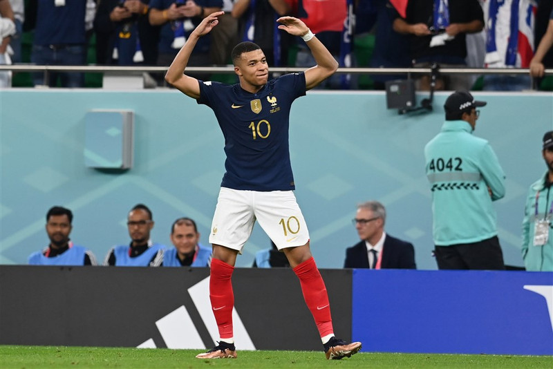 Kylian Mbappe var magnaður gegn Póllandi