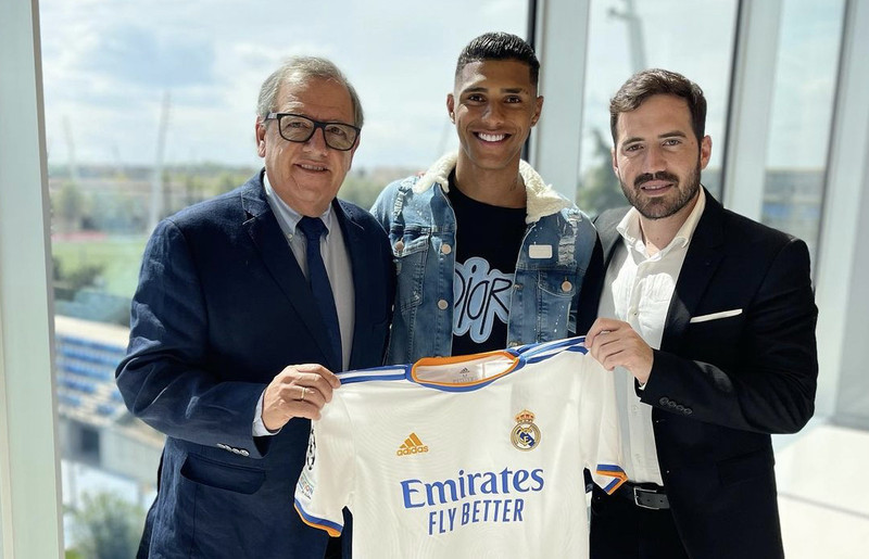 Real Madrid samdi ekki við Vinicius Tobias - Snýr aftur til Shakhtar
