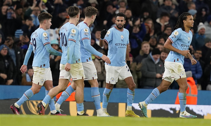 Riyad Mahrez skoraði tvö fyrir Man City