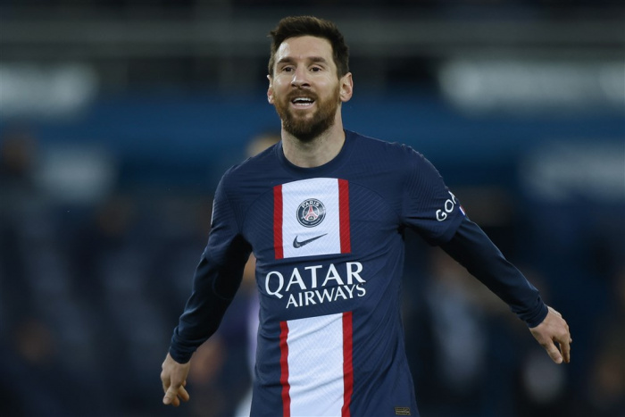 PSG er búið að bjóða Messi nýjan samning.