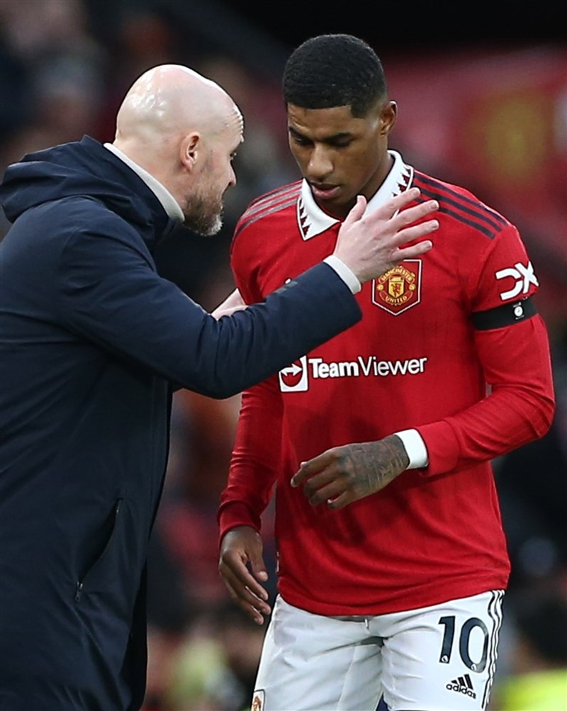 United fer á Anfield á sunnudag.