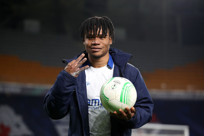 Ungstirnin - Gjöfin frá Nígeríu og ítalskur Messi