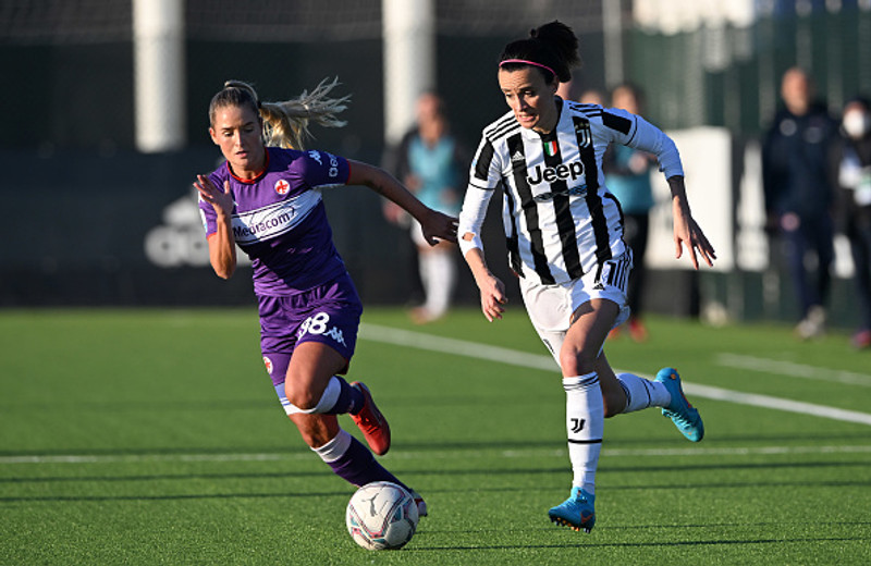 Ronja Aronsson í leik með Fiorentina gegn Juventus.