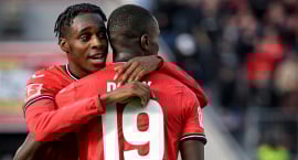 Nýtir Liverpool riftunarverðið hjá Frimpong?