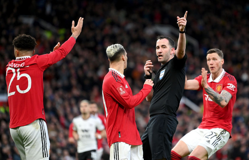 Sambandið ekki ánægt með hegðun United manna.
