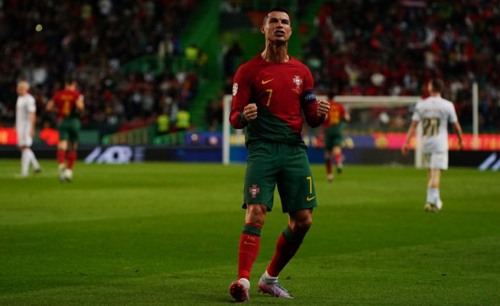 Cristiano Ronaldo skoraði aftur tvö fyrir Portúgal
