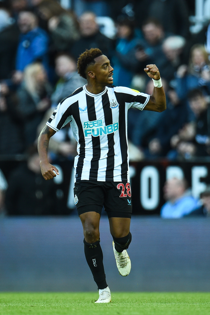 Joe Willock mætir sínum fyrrum félögum.