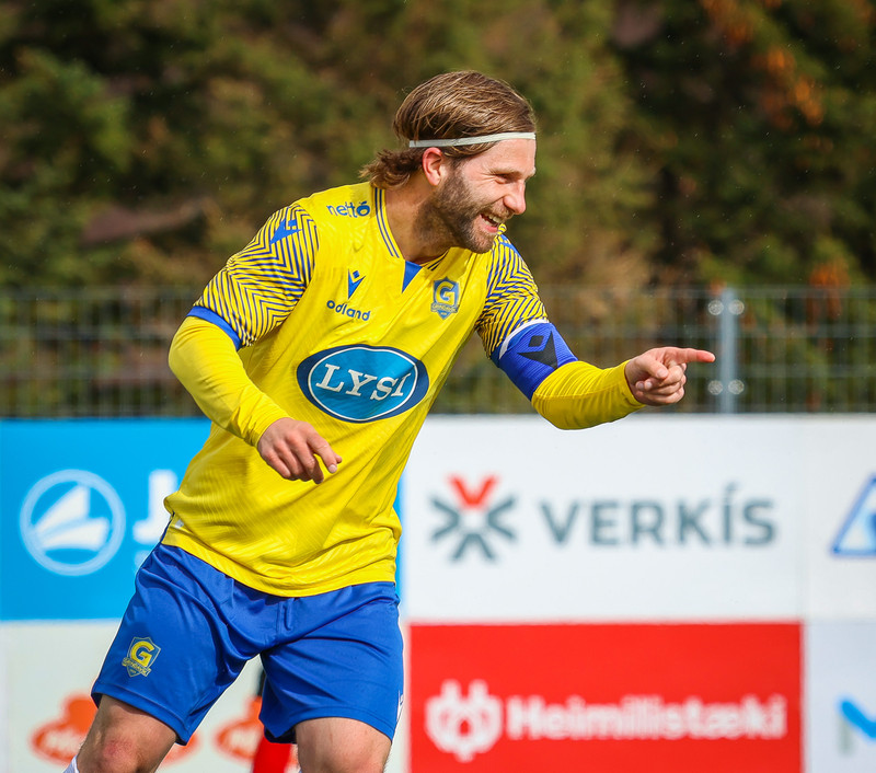 Óskar Örn byrjaður að láta til sín taka í Grindavík.