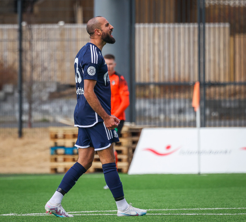 Sami Kamel er í liði umferðarinnar.