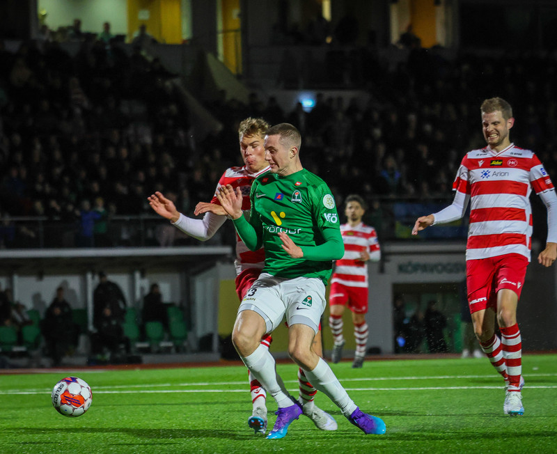 Myndaveisla: HK skellti Íslandsmeisturunum í Kópavogsslagnum