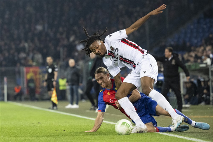 Khephren Thuram er algjör lykilmaður á miðjunni hjá Nice. Hann er varnarsinnaður miðjumaður að upplagi en getur einnig spilað á vinstri kanti.