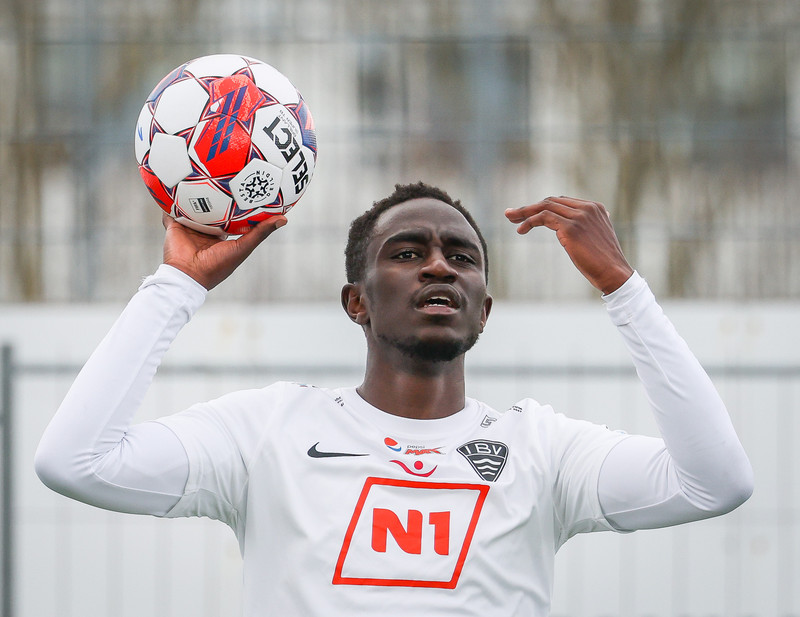Elvis Bwonomo.