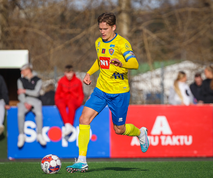 Ívar Örn Árnason