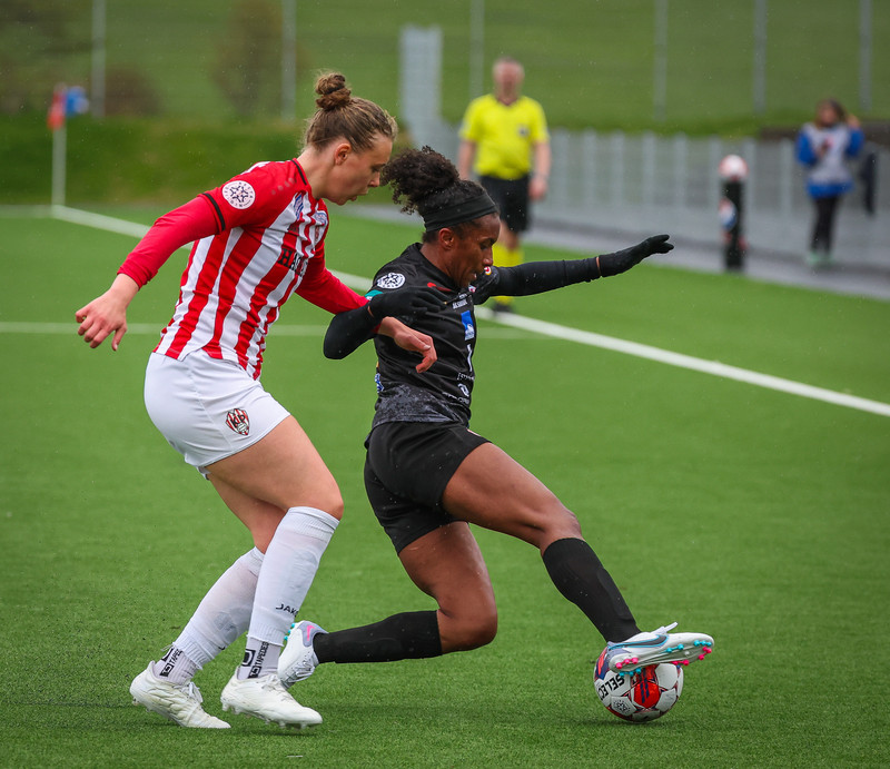 Myndaveisla: Þróttur vann topplið Þórs/KA