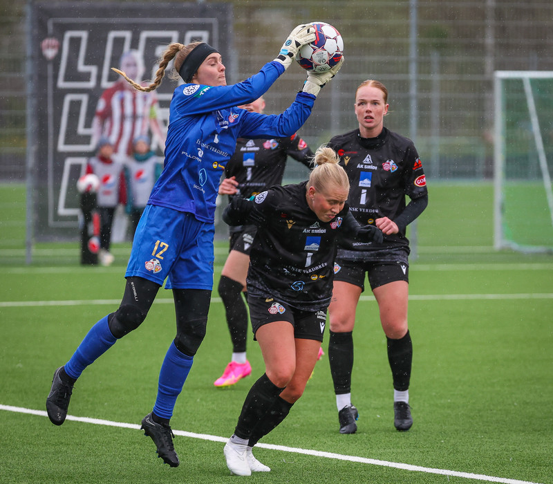 Myndaveisla: Þróttur vann topplið Þórs/KA