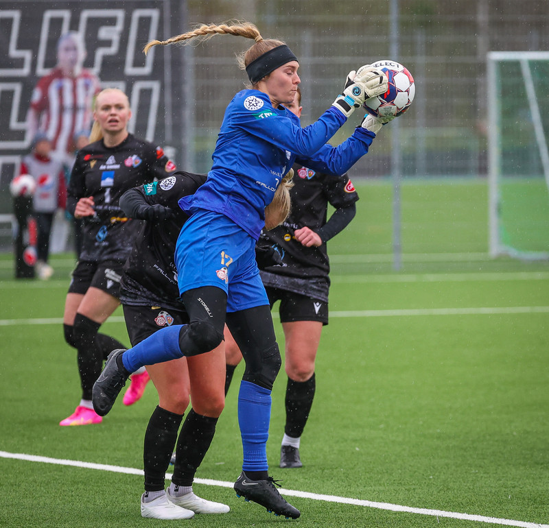 Myndaveisla: Þróttur vann topplið Þórs/KA