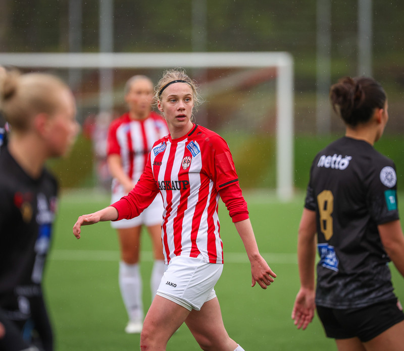 Myndaveisla: Þróttur vann topplið Þórs/KA