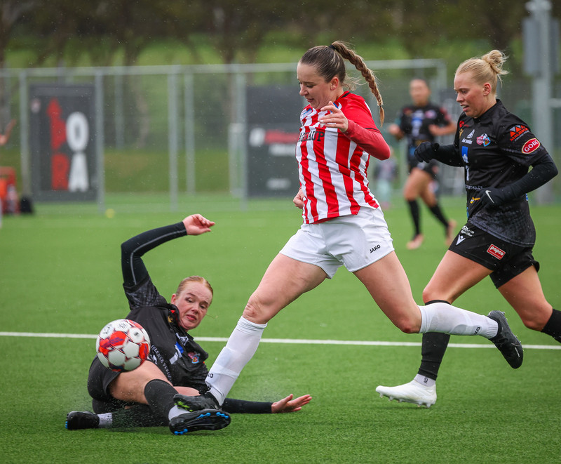 Myndaveisla: Þróttur vann topplið Þórs/KA