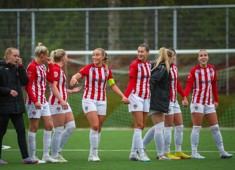 Myndaveisla: Þróttur vann topplið Þórs/KA