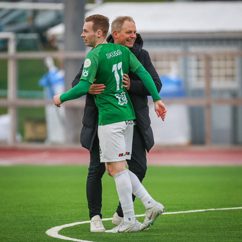 Gísli Eyjólfs er meðal þeirra sem fara á bekkinn.