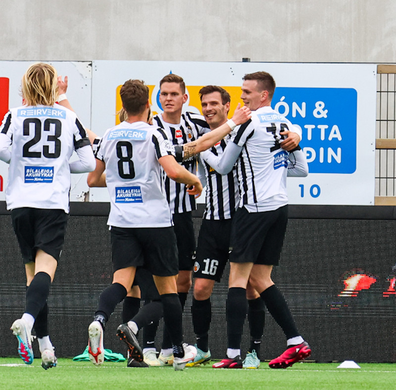 Elmar: Kom ekki við höndina og ekki hægt að væla