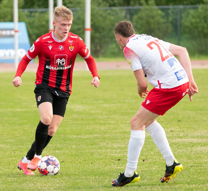 <b>4. Ari Sigurpálsson (Víkingur)</b> - Átti þátt í fyrra marki Víkings gegn Þór og tryggði sínum mönnum svo sigurinn og sæti í undanúrslitum.
