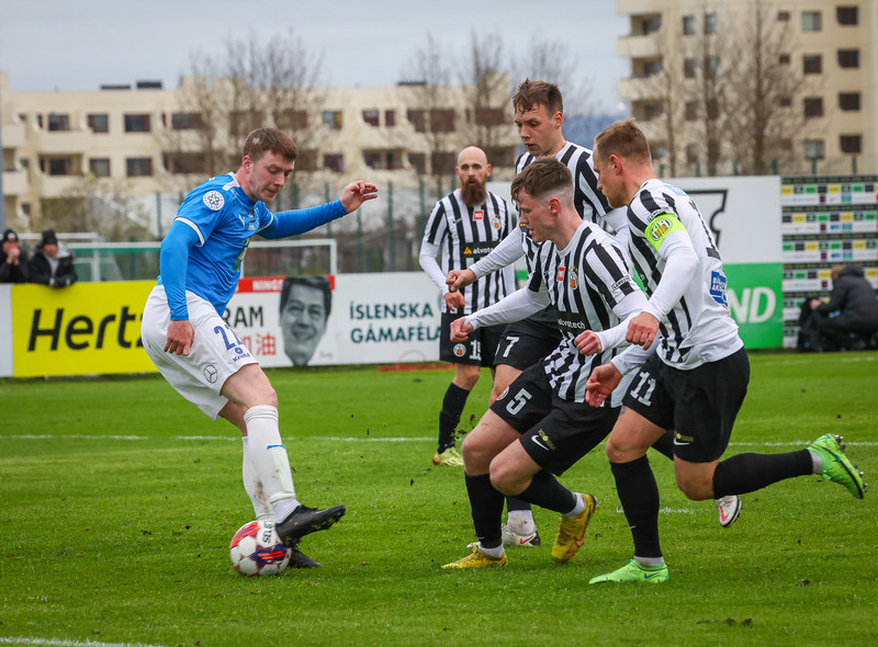 Myndaveisla: KR vann Stjörnuna í framlengdum leik