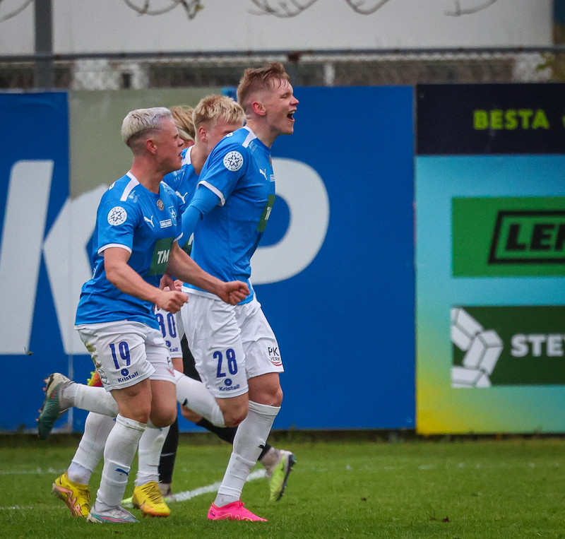 Myndaveisla: KR vann Stjörnuna í framlengdum leik