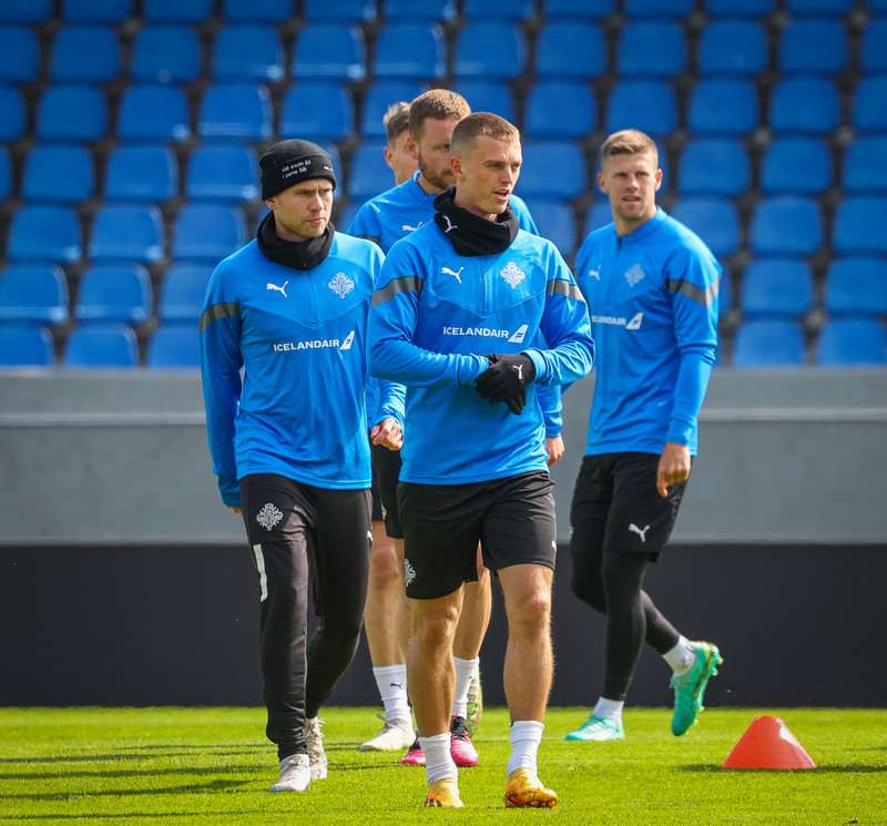 Albert Guðmundsson.