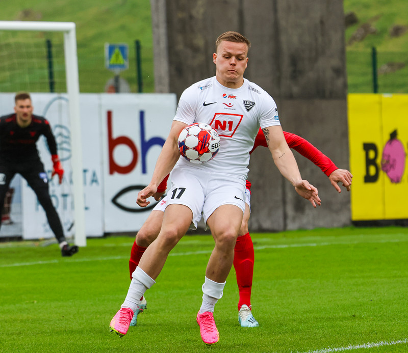 Var ósáttur með sjálfan sig og svaraði með þrennu gegn gömlu félögunum