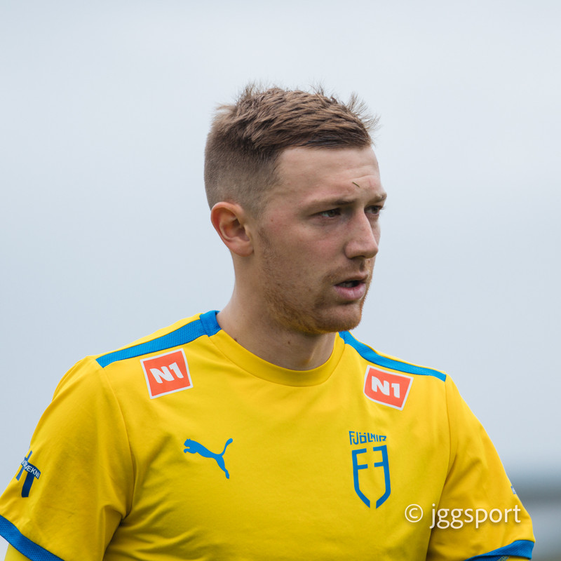 Kemur til KR frá Fjölni.