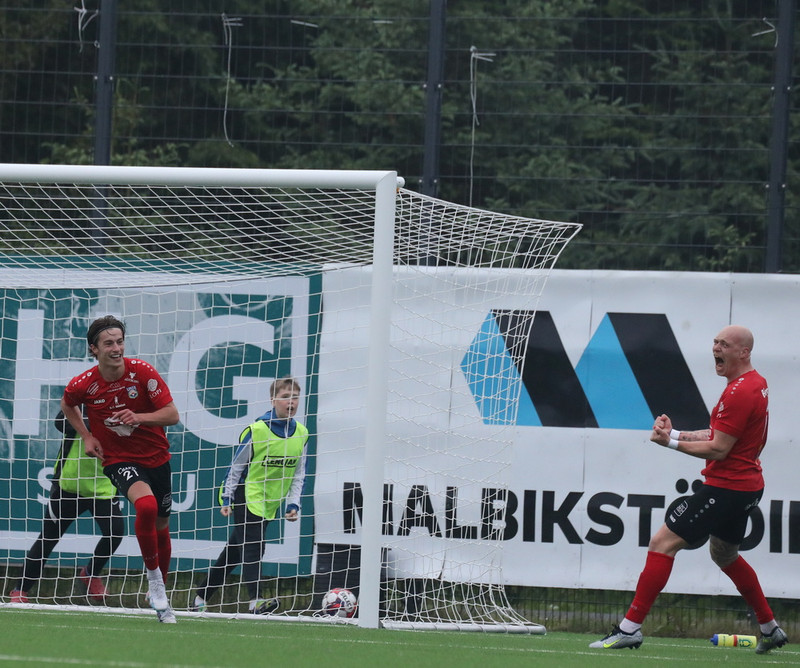 Myndaveisla: Harley og nudd þegar Afturelding vann toppslaginn
