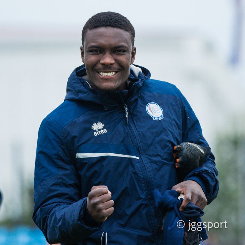 Omar Sowe heldur einvíginu á lífi