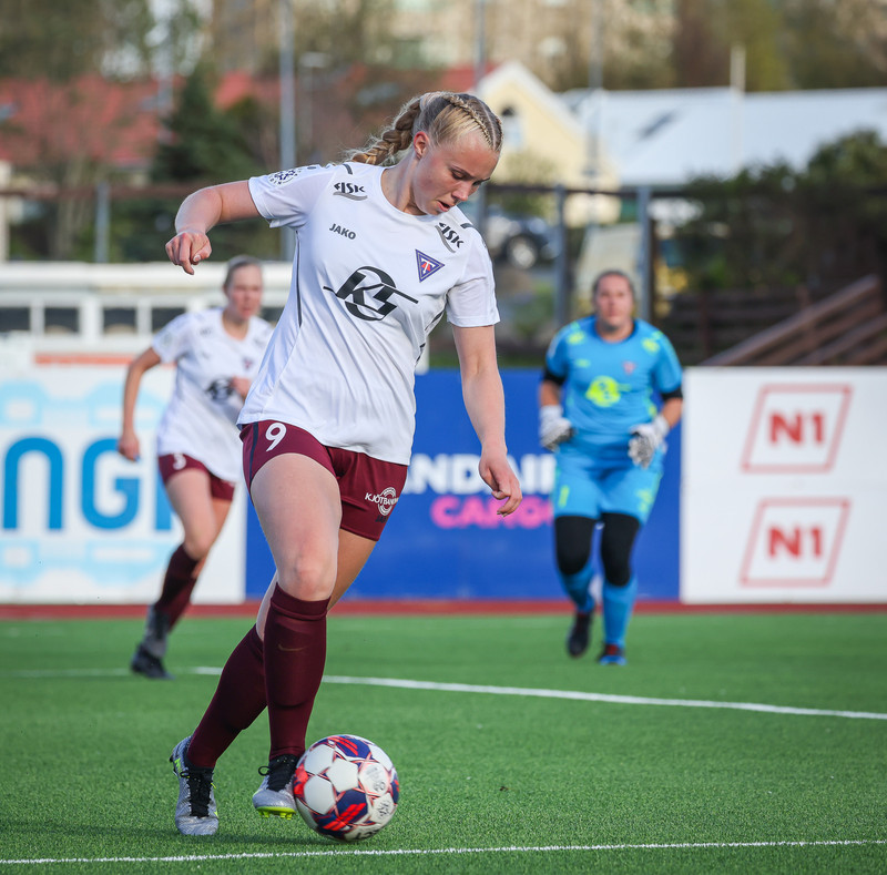 Myndaveisla: Breiðablik með auðveldan sigur á Tindastóli