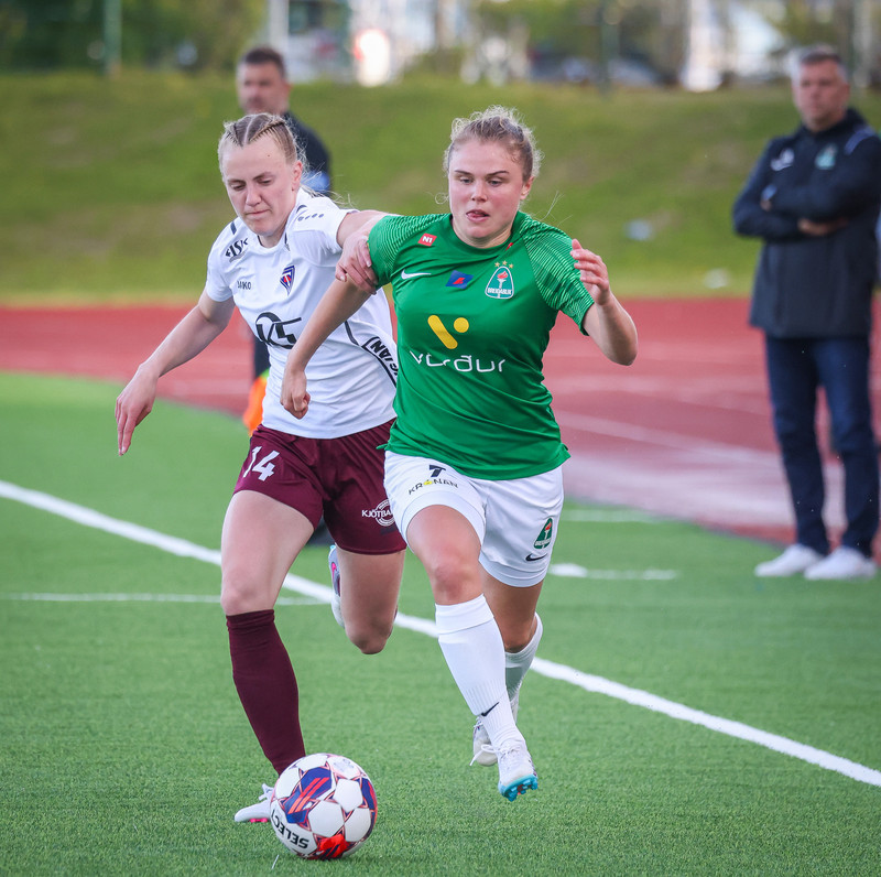 Myndaveisla: Breiðablik með auðveldan sigur á Tindastóli