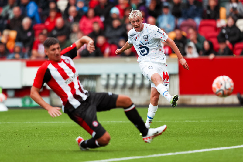 Cavaleiro frá Fulham til Lille (Staðfest) - Miramón og Santos komnir