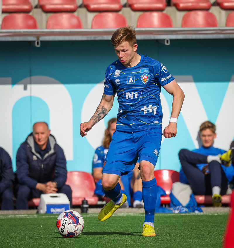 Jakob Snær meiddur og verður ekkert með á næstunni.