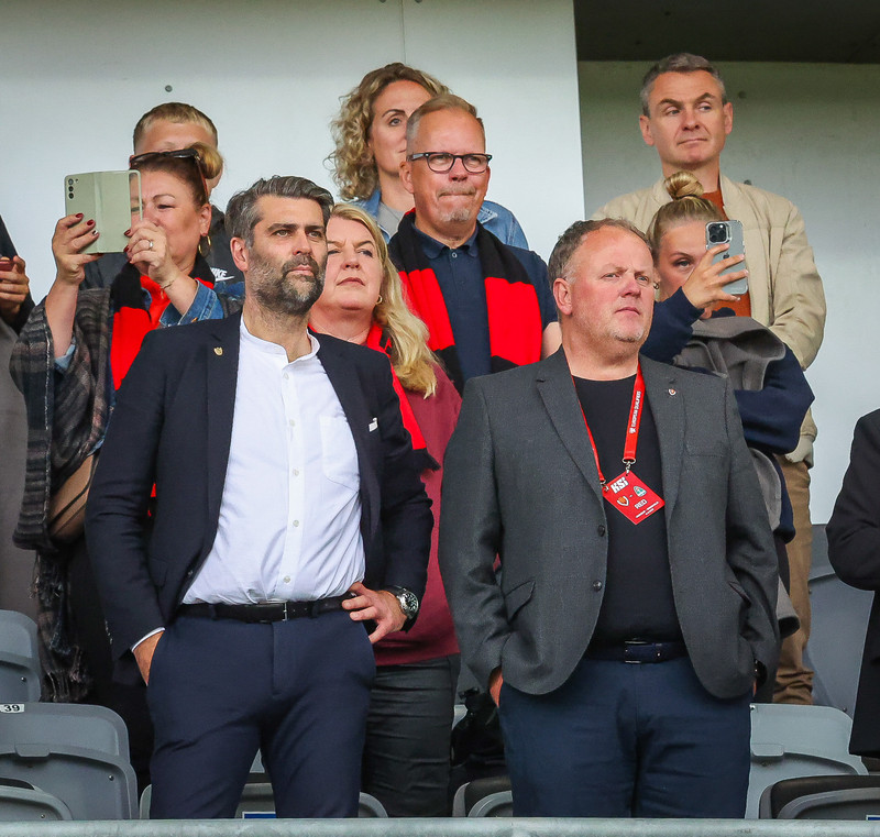 Björn Einarsson formaður aðalstjórnar Víkings og Haraldur Haraldsson framkvæmdastjóri félagsins.