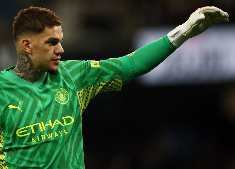 <b>Markvörður - Ederson (Manchester City):</b> Tók rosalega mikilvæga vörslu frá Kurt Zouma og á stóran þátt í sigri City.