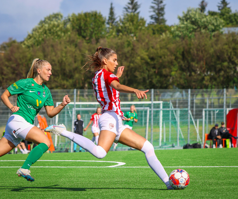 Myndaveisla frá sigri Þróttar á Breiðabliki